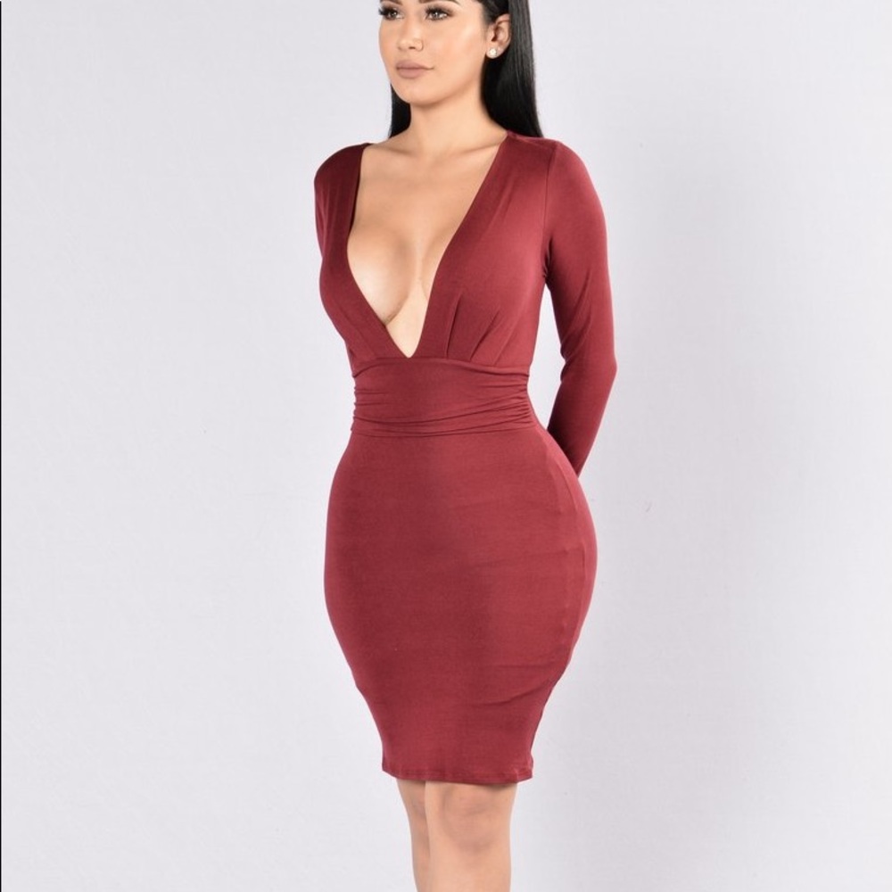 Fashion Nova Good Vibrations Wine Dress Size M